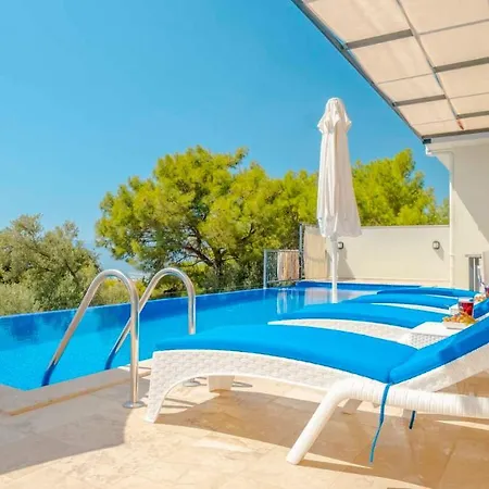 Yazlikcim Luks Muhafazakar Helal Eliva 6 Kisilik Villa Kas